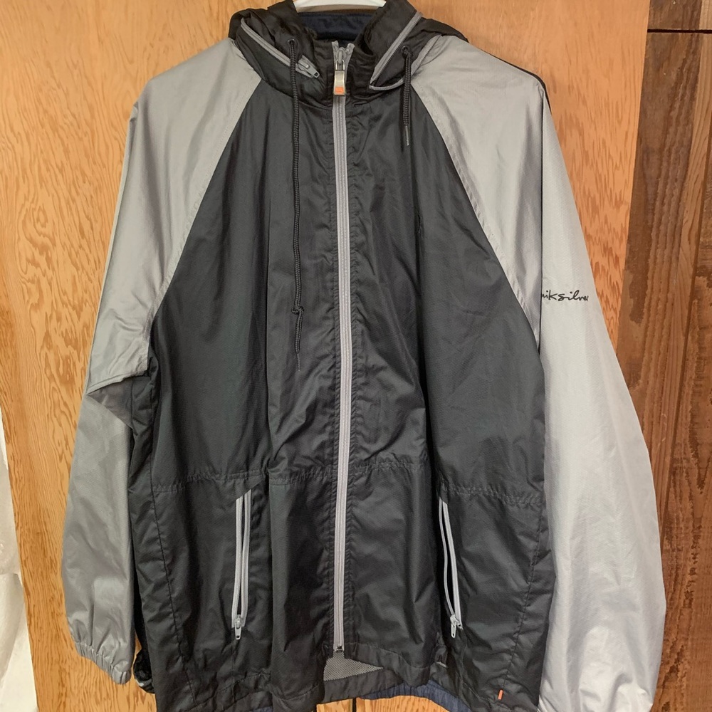 Quiksilver windbreaker jacket